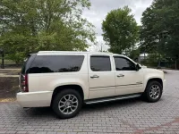 2010 GMC Yukon Denali – Image 6