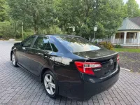2014 Toyota Camry – Image 15