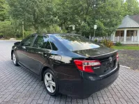 2014 Toyota Camry – Image 14