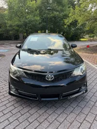 2014 Toyota Camry – Image 2