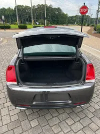 2015 CHRYSLER 300 LIMITED – Image 9