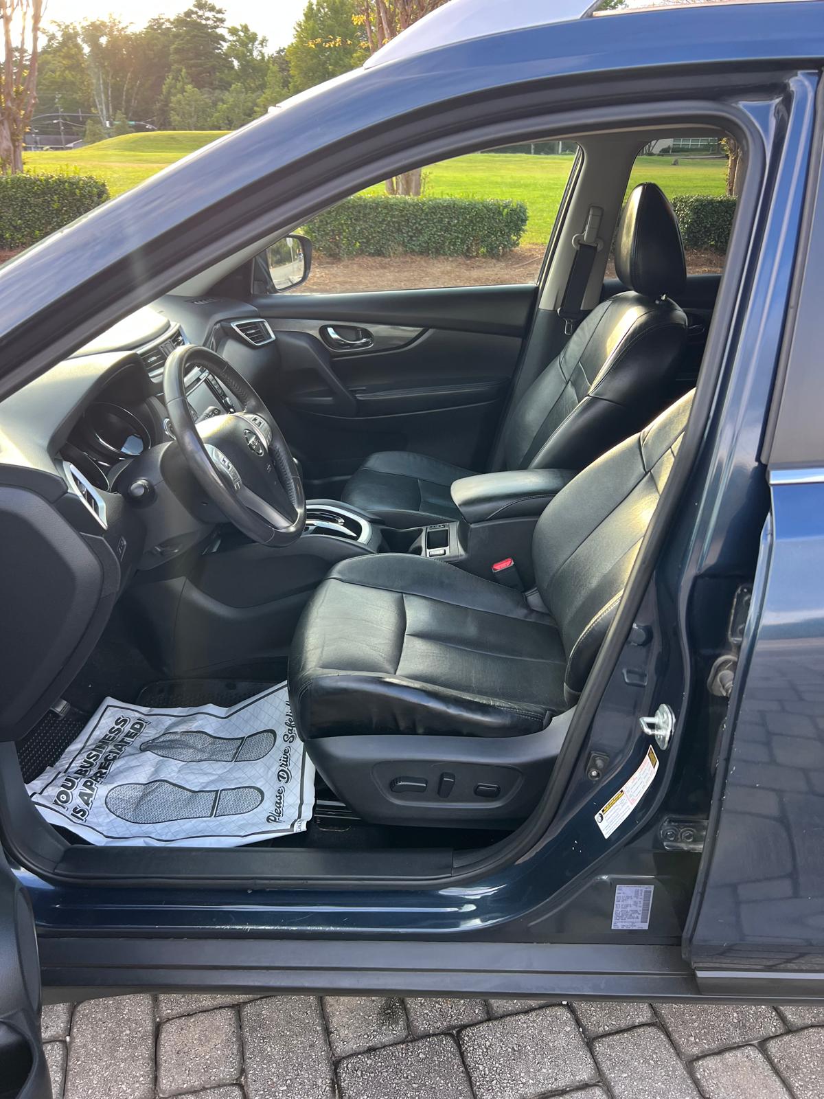 2015 NISSAN ROGUE SL – Image 11