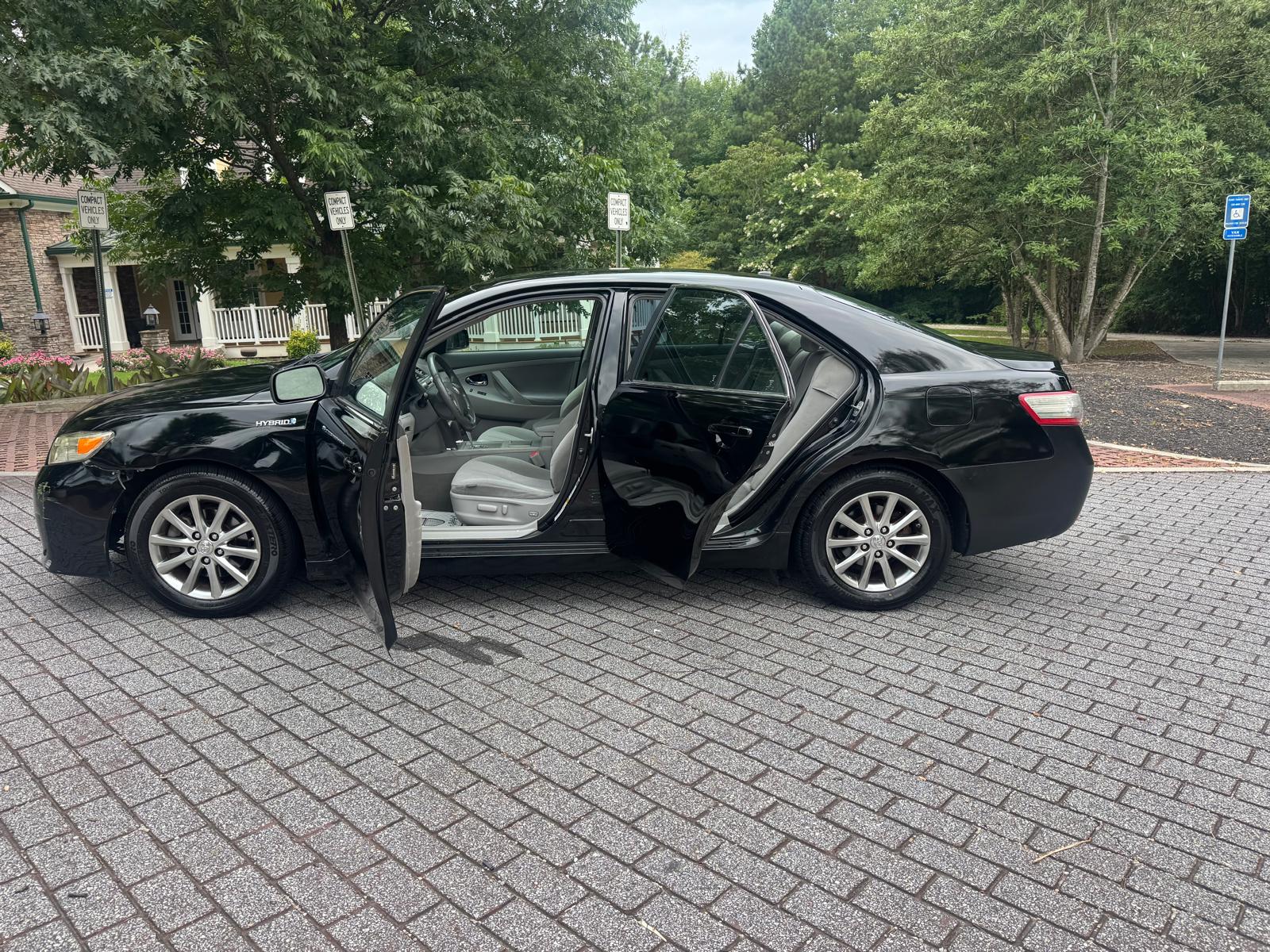 2010 TOYOTA CAMRY HYBRID – Image 9