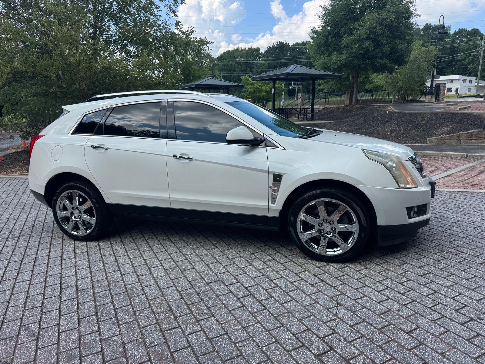 2011 CADILLAC SRX – Image 28