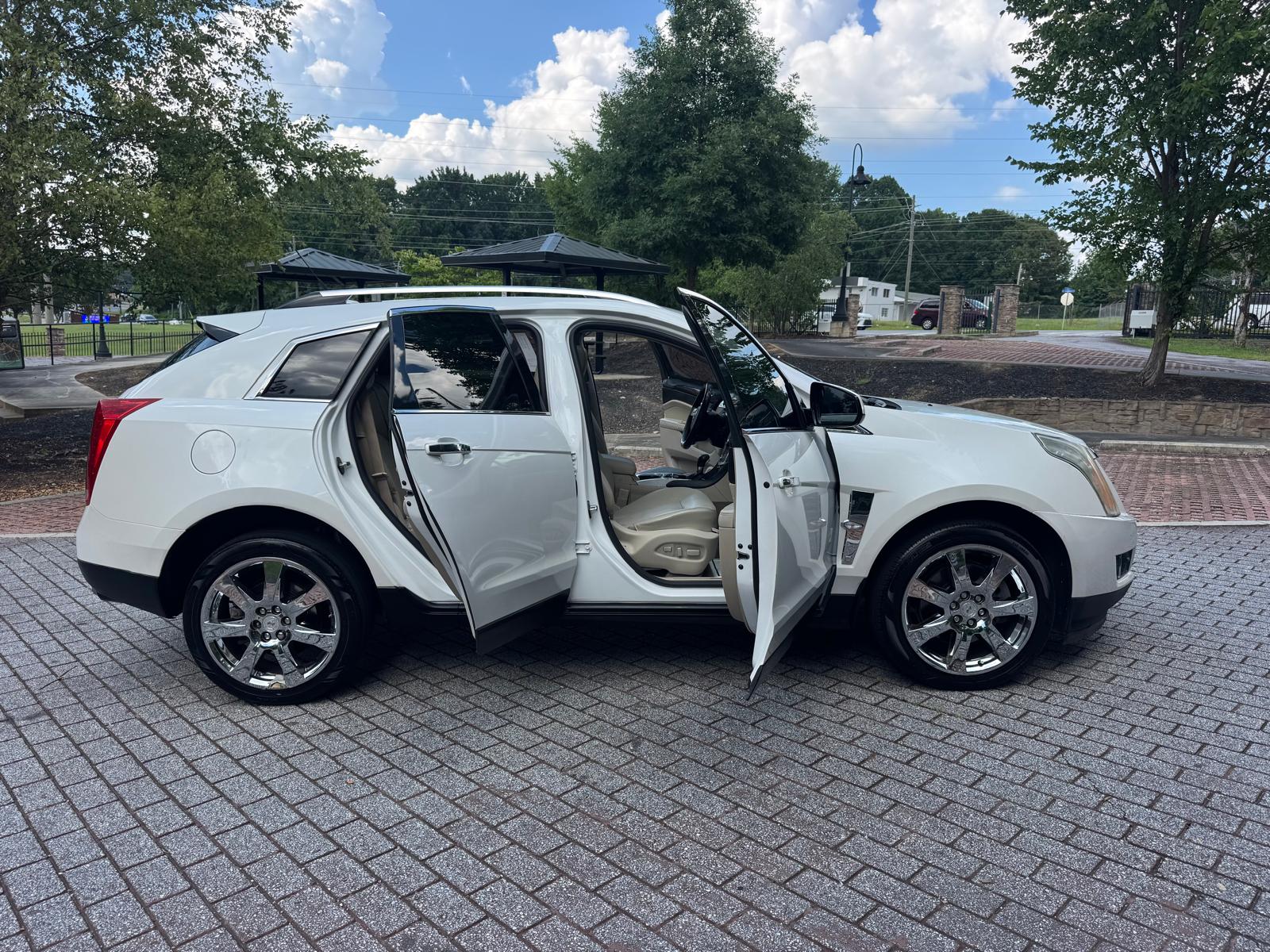 2011 CADILLAC SRX – Image 6