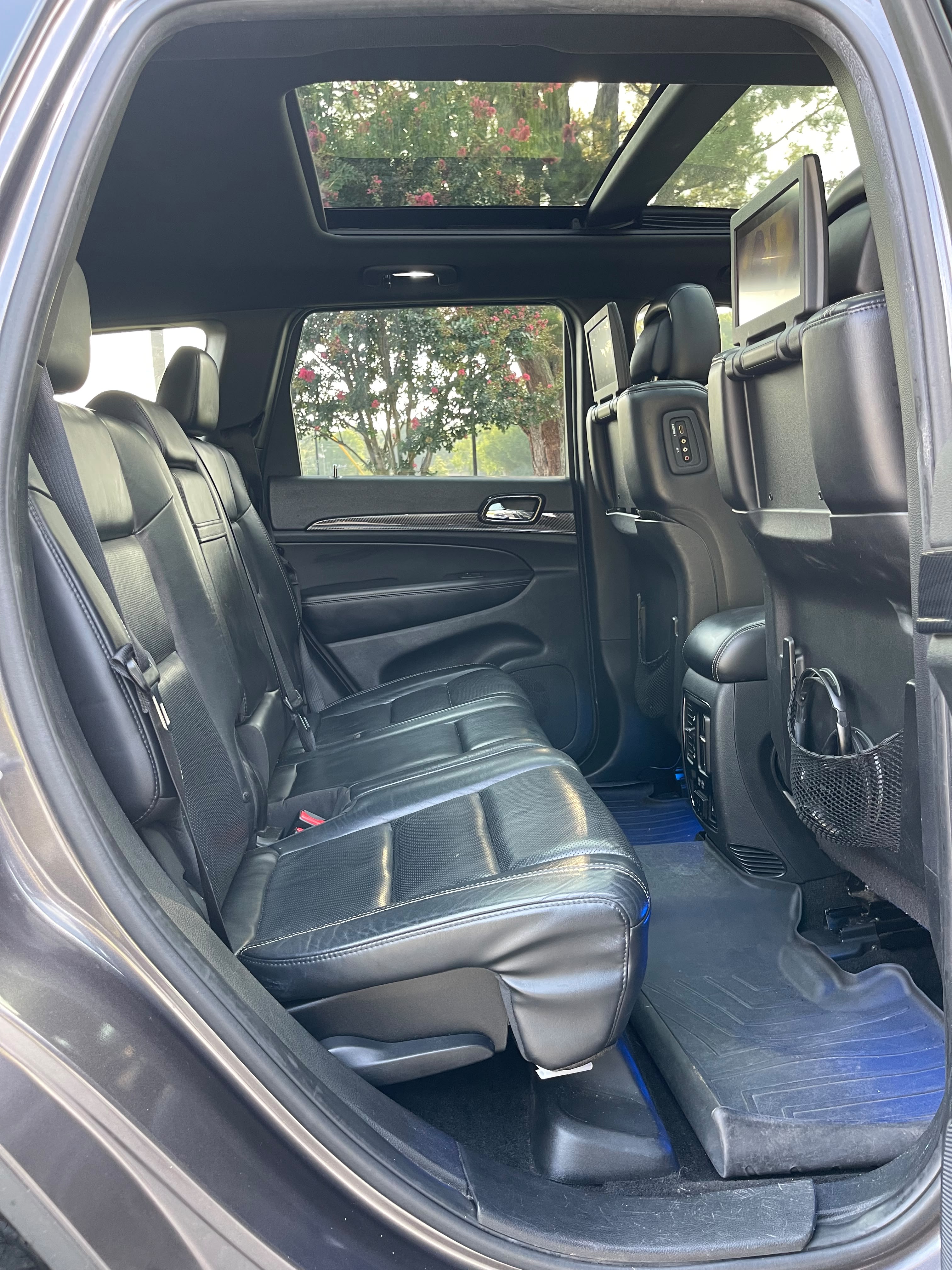 2015 JEEP GRAND CHEROKEE LIMITED – Image 20