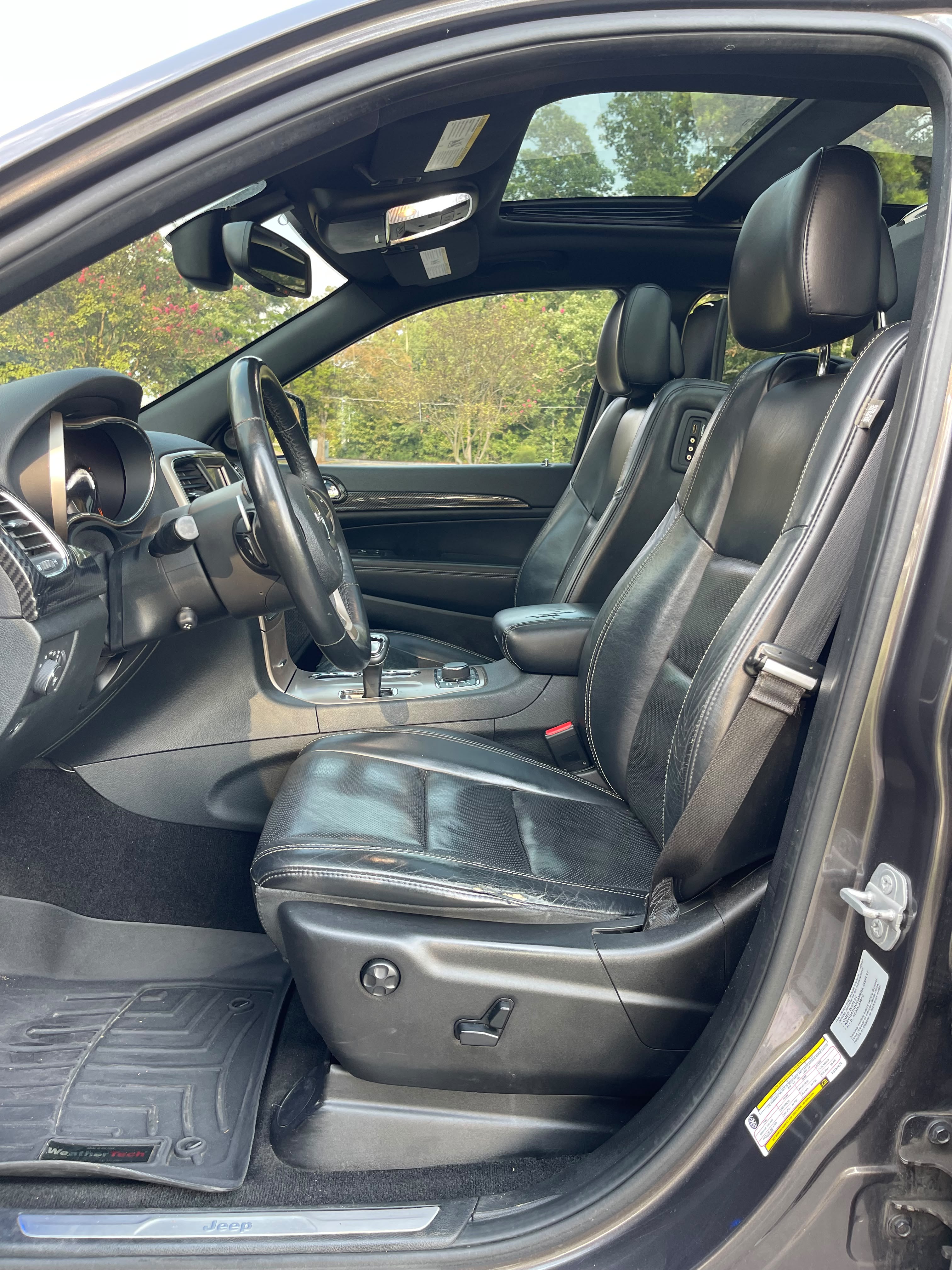 2015 JEEP GRAND CHEROKEE LIMITED – Image 7