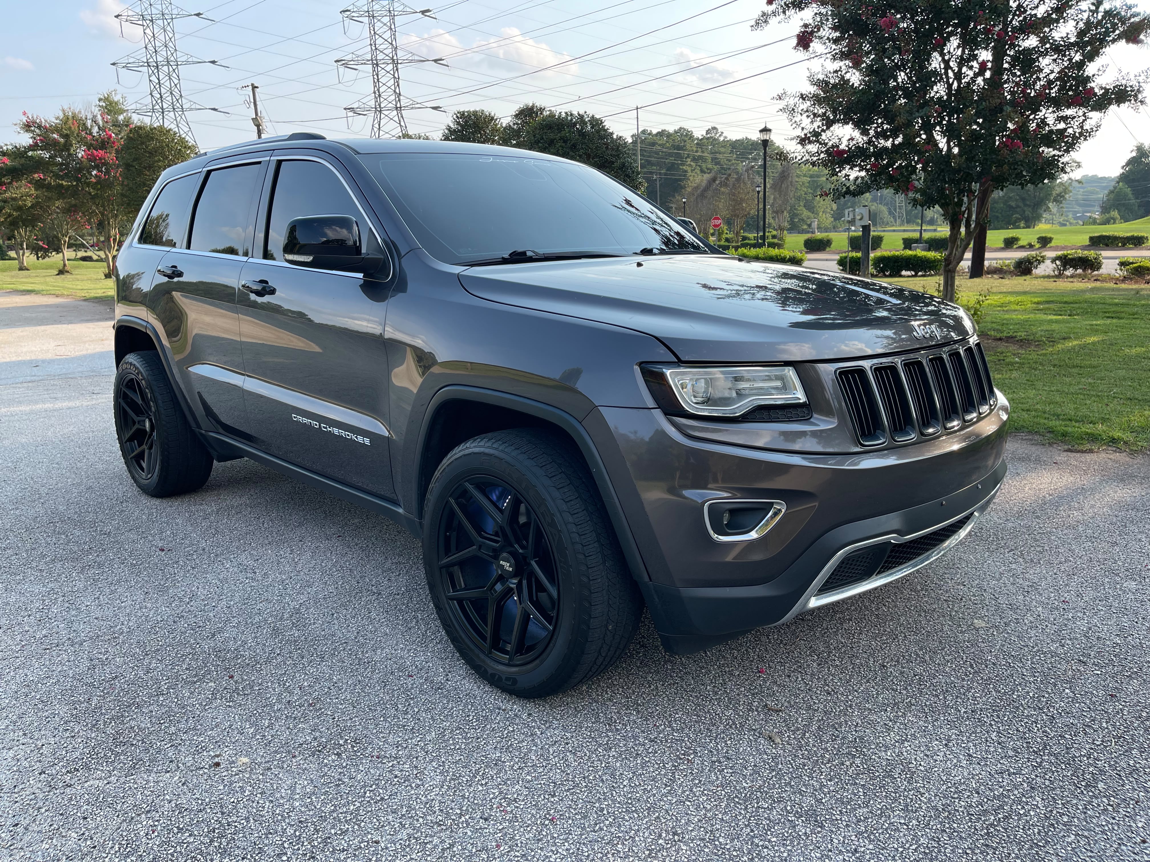 2015 JEEP GRAND CHEROKEE LIMITED – Image 2