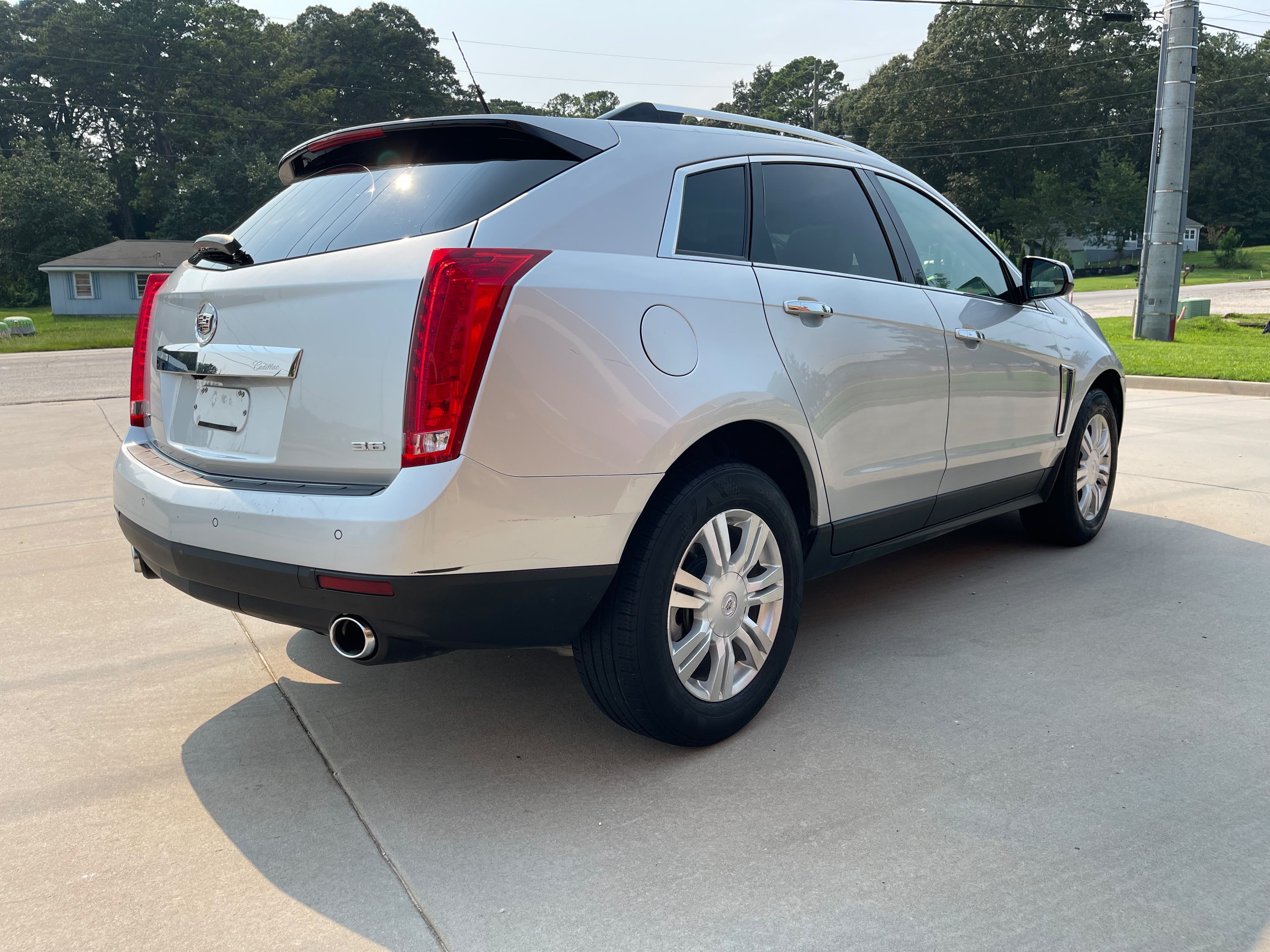 2013 CADILLAC SRX – Image 4