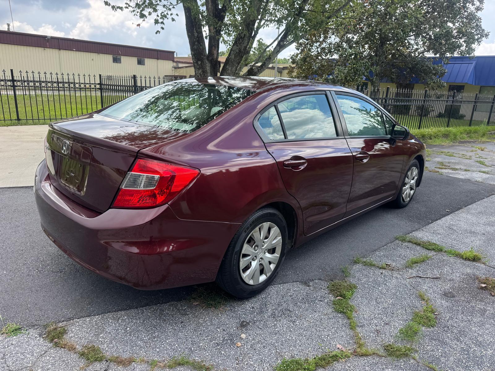 2012 HONDA CIVIC LX 4dr Sedan – Image 15