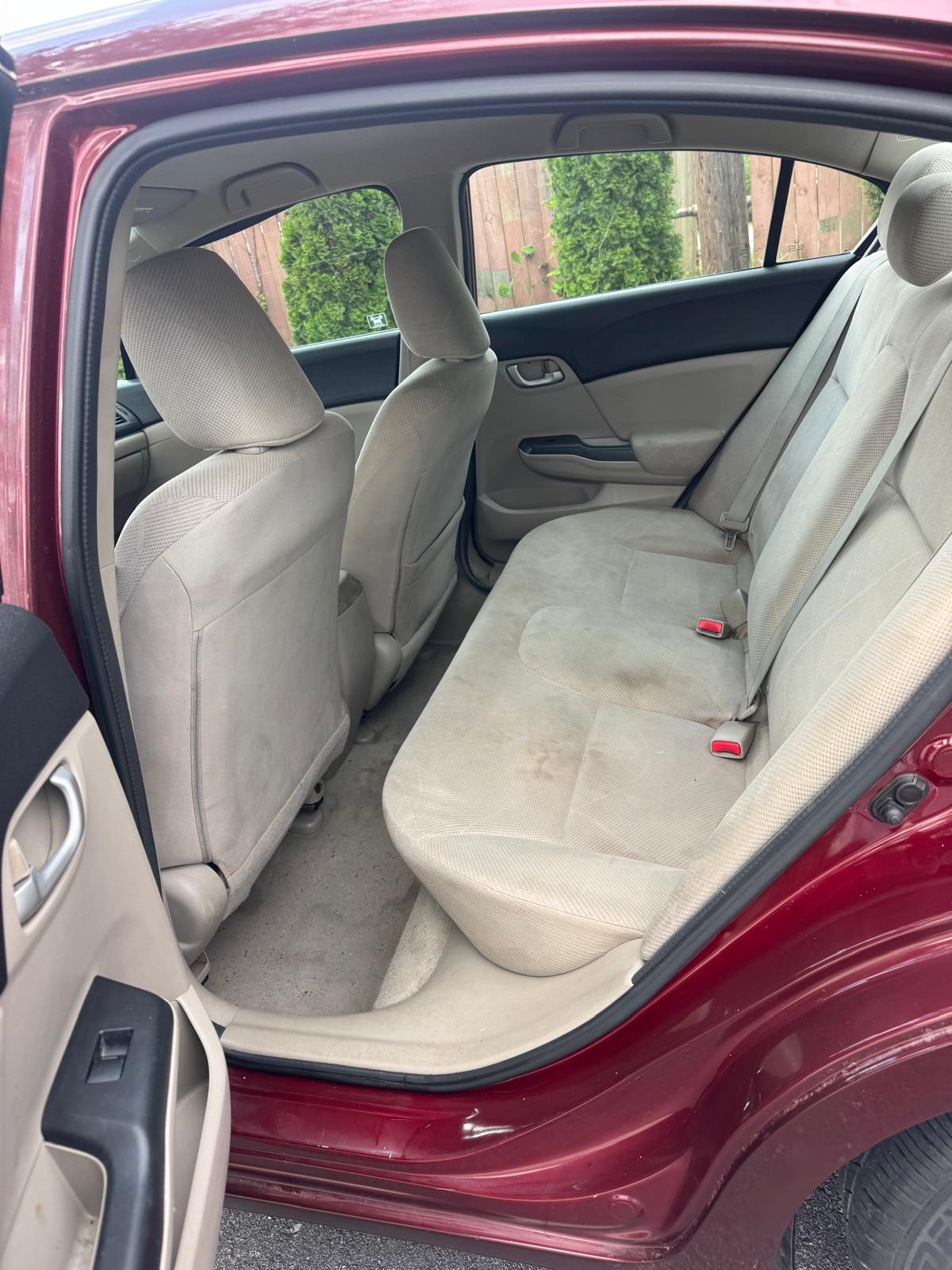 2012 HONDA CIVIC LX 4dr Sedan – Image 9