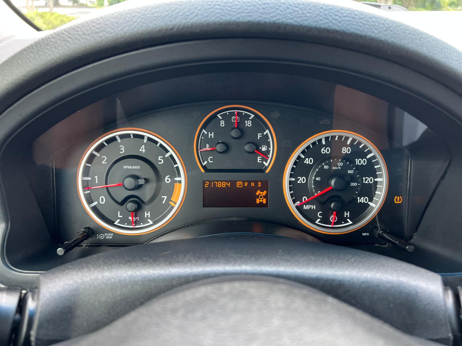2012 NISSAN ARMADA – Image 17