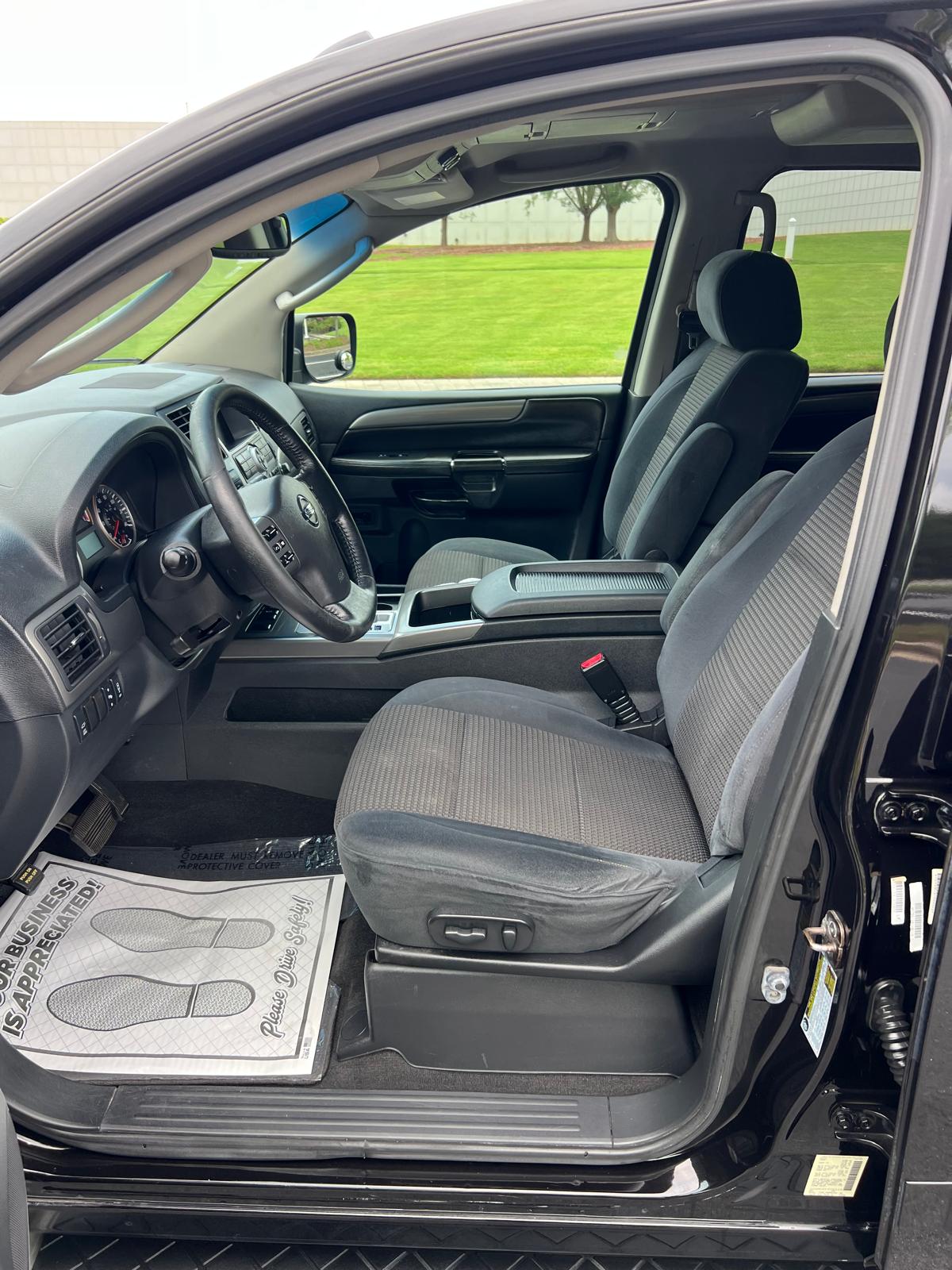 2012 NISSAN ARMADA – Image 16
