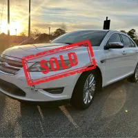 2011 Ford Taurus – Image 1