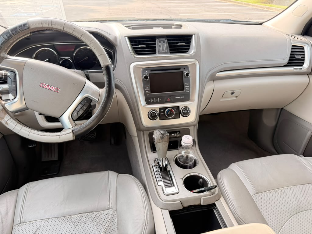 2014 GMC ACADIA – Image 23