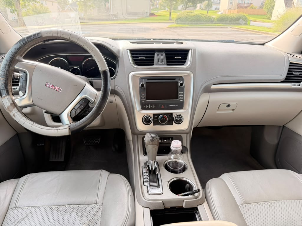 2014 GMC ACADIA – Image 14