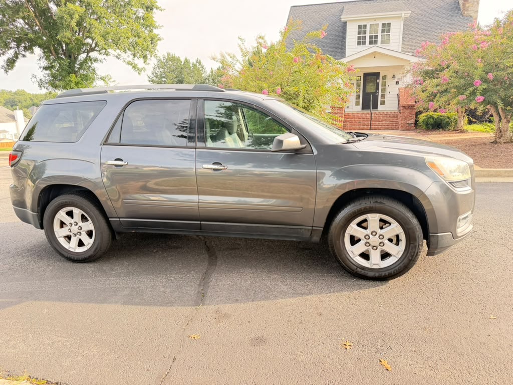 2014 GMC ACADIA – Image 9
