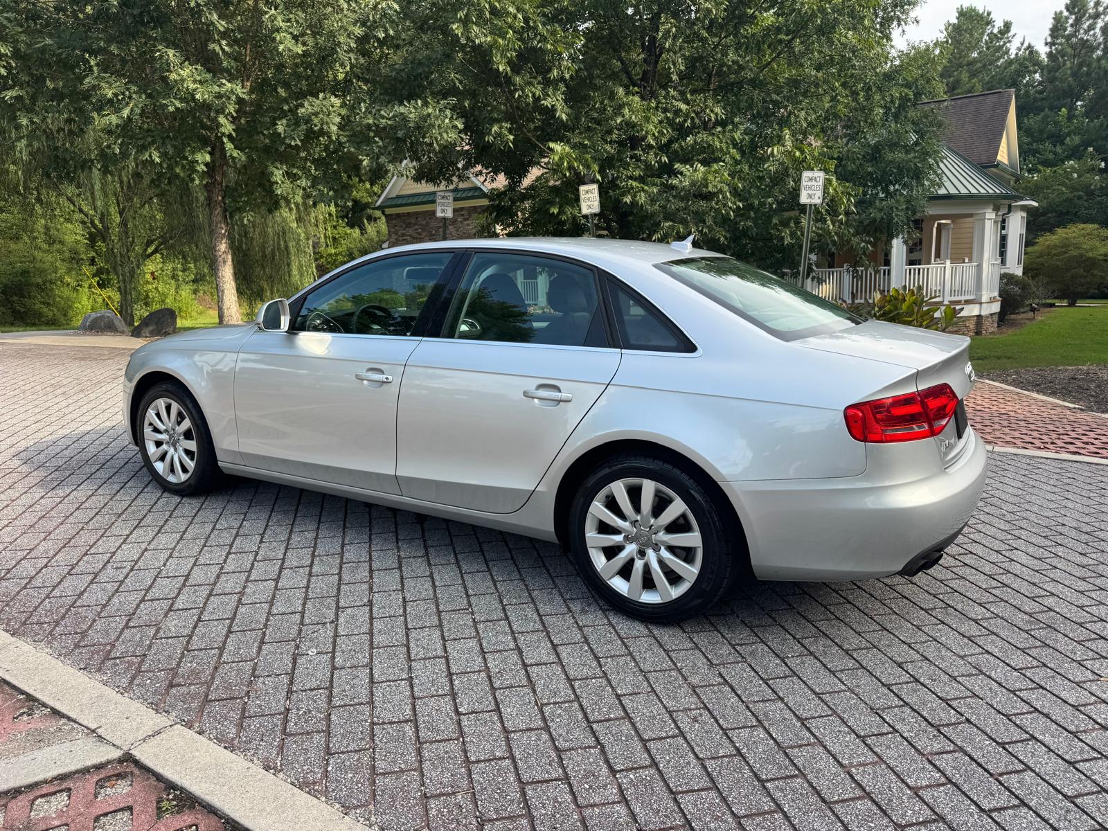 2009 AUDI A4 – Image 6