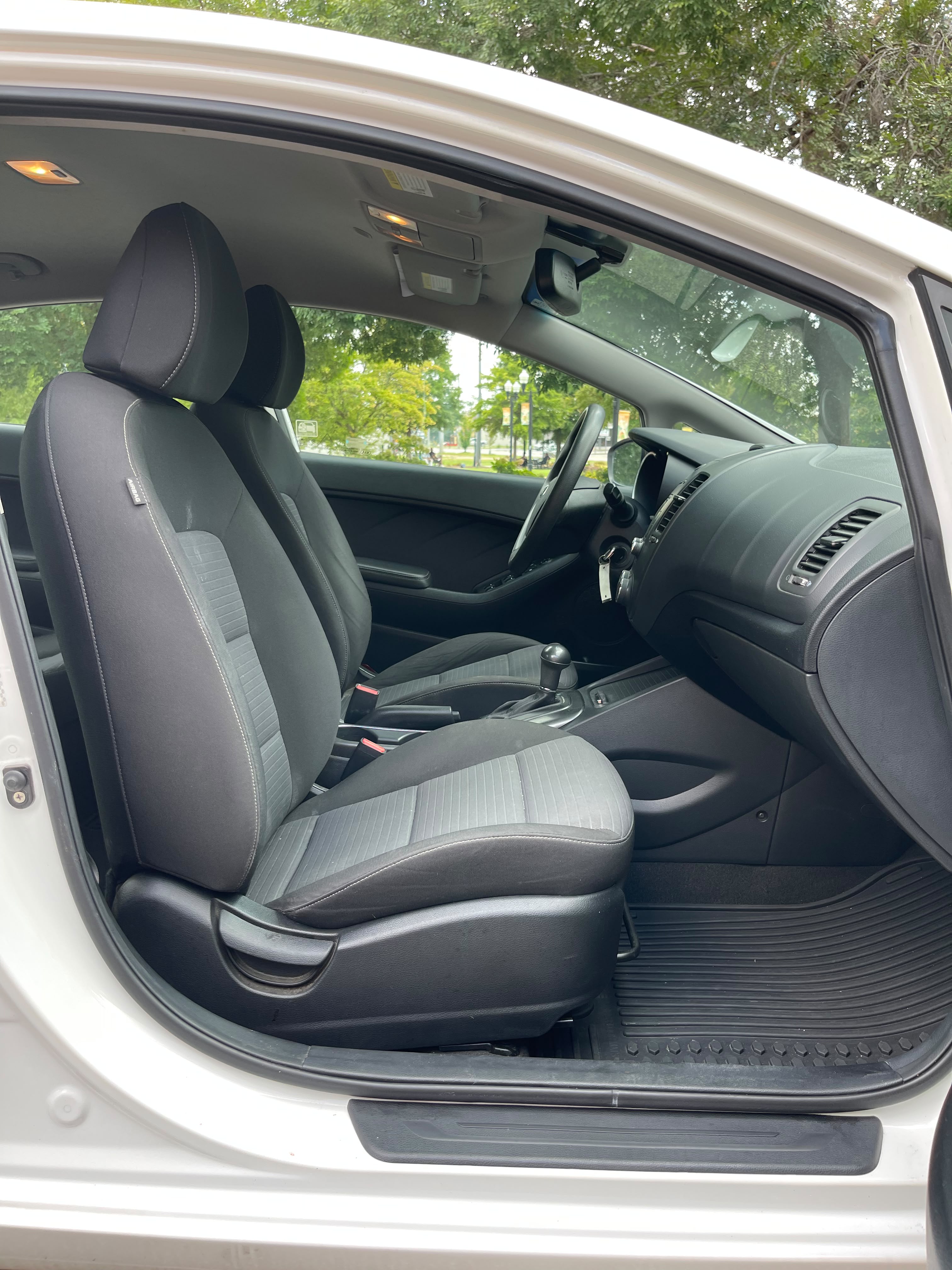 2016 KIA FORTE LX – Image 13