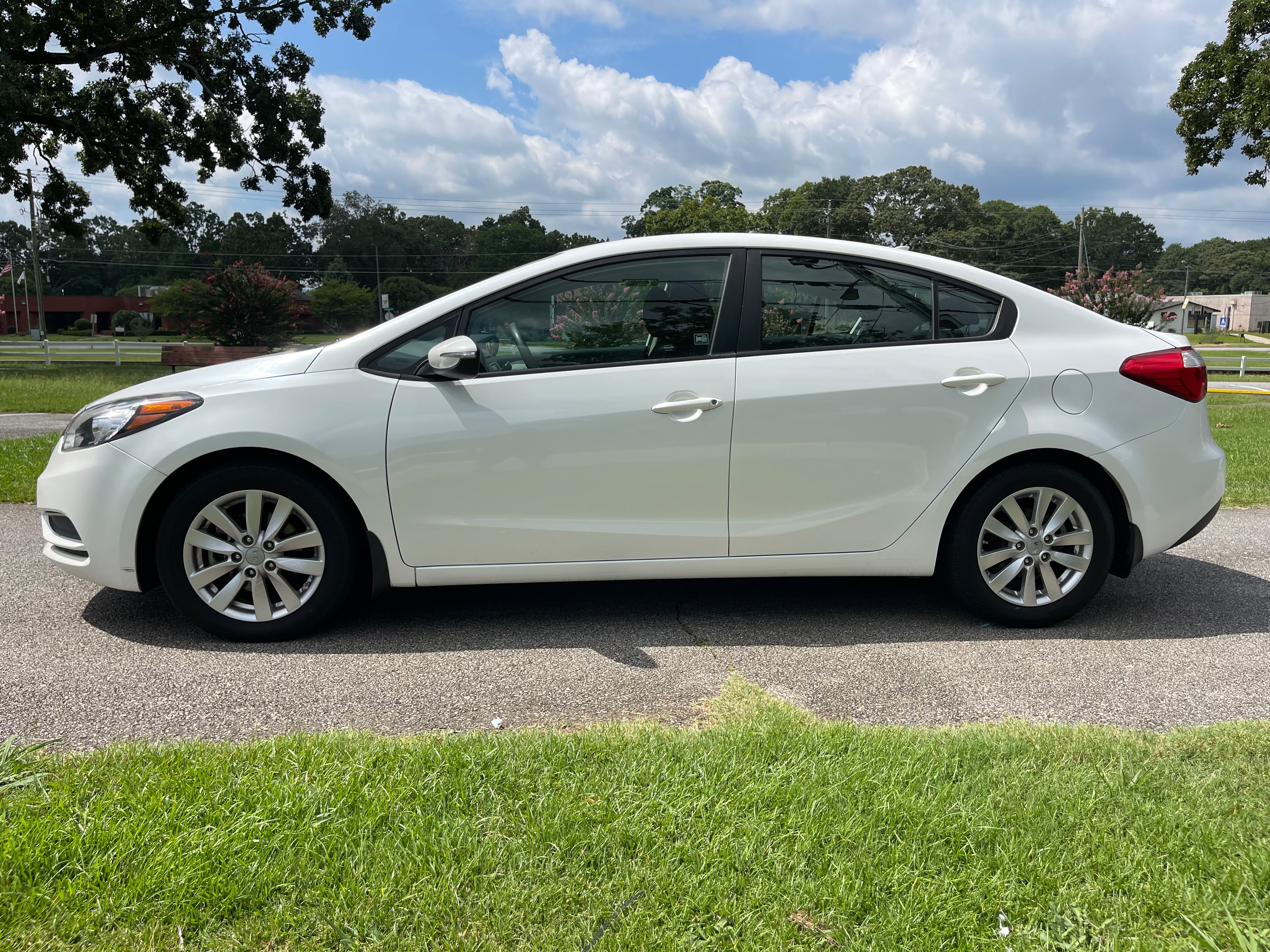 2016 KIA FORTE LX – Image 8