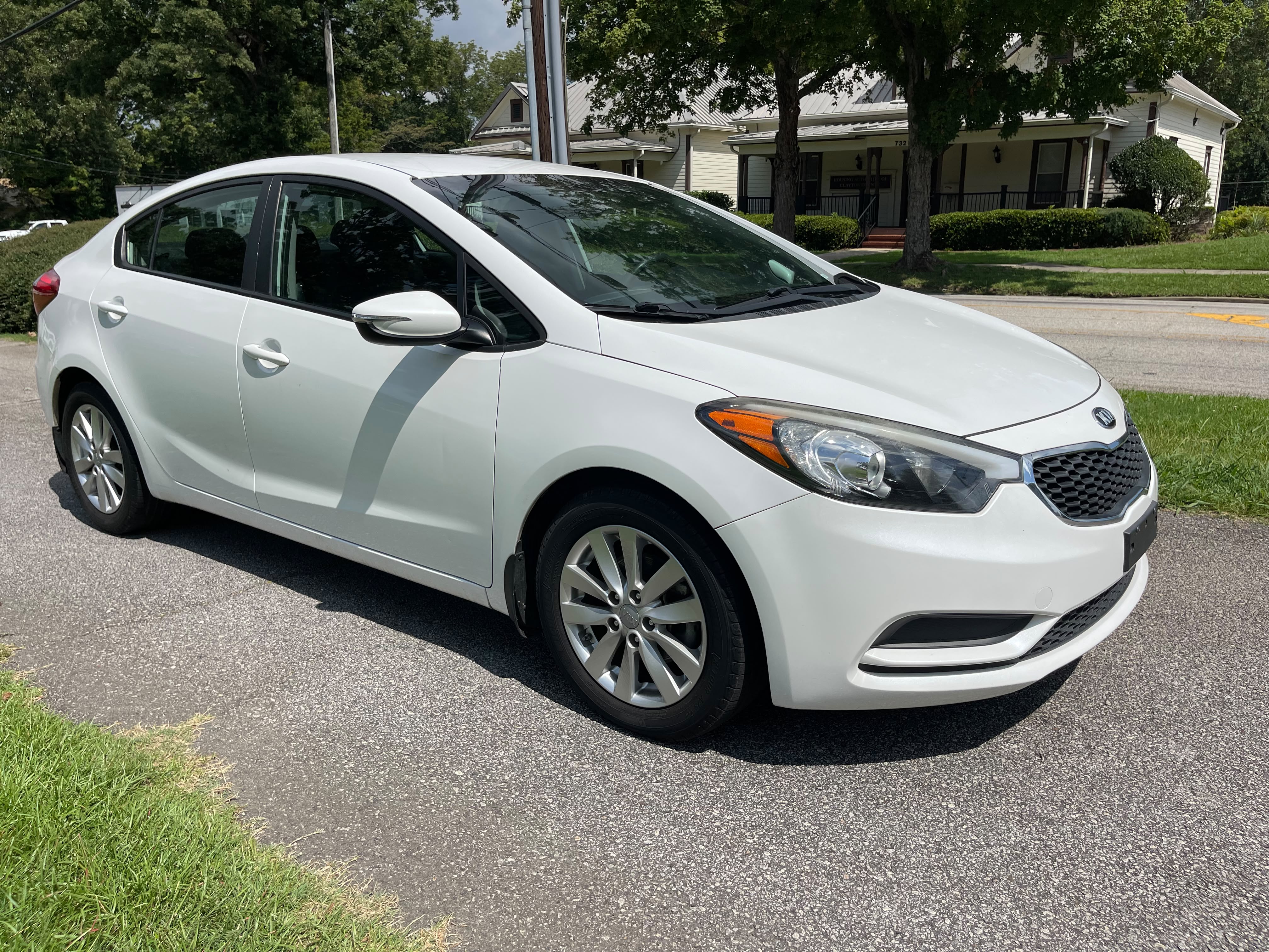2016 KIA FORTE LX – Image 3