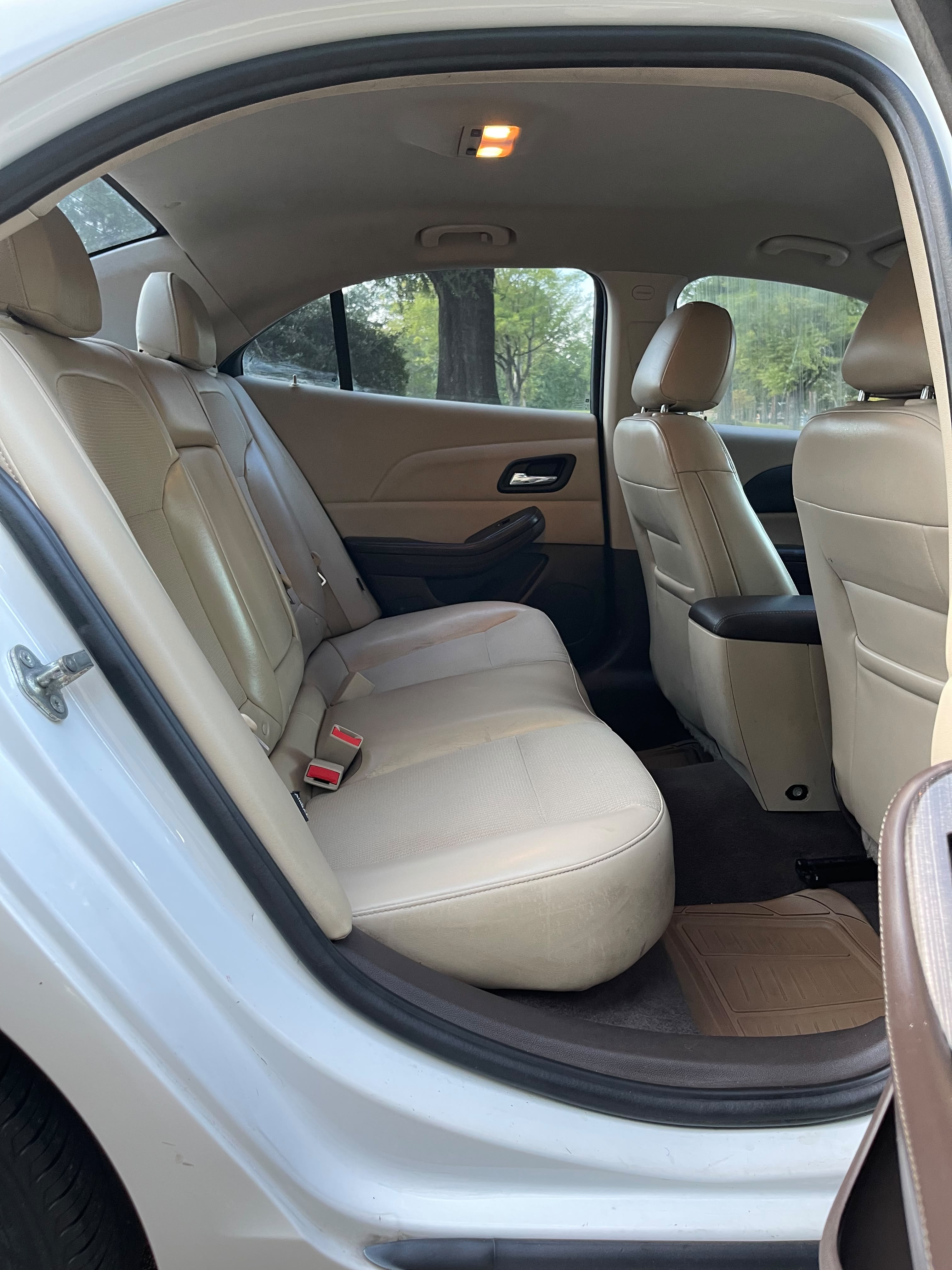 2014 CHEVROLET MALIBU – Image 13