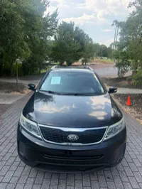 2014 KIA SORENTO – Image 5
