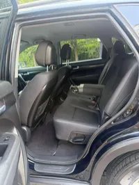 2014 KIA SORENTO – Image 9