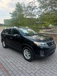 2014 KIA SORENTO – Image 3