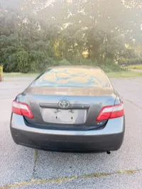 2009 TOYOTA CAMRY LE – Image 4