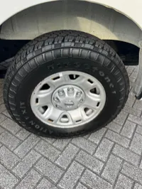 2019 NISSAN NV – Image 14