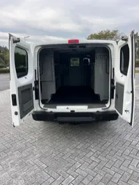 2019 NISSAN NV – Image 9