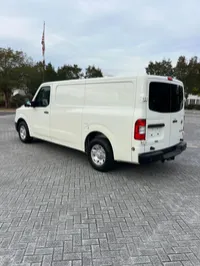 2019 NISSAN NV – Image 2