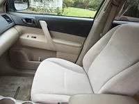 2010 TOYOTA HIGHLANDER β Image 10