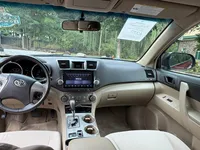 2010 TOYOTA HIGHLANDER β Image 4