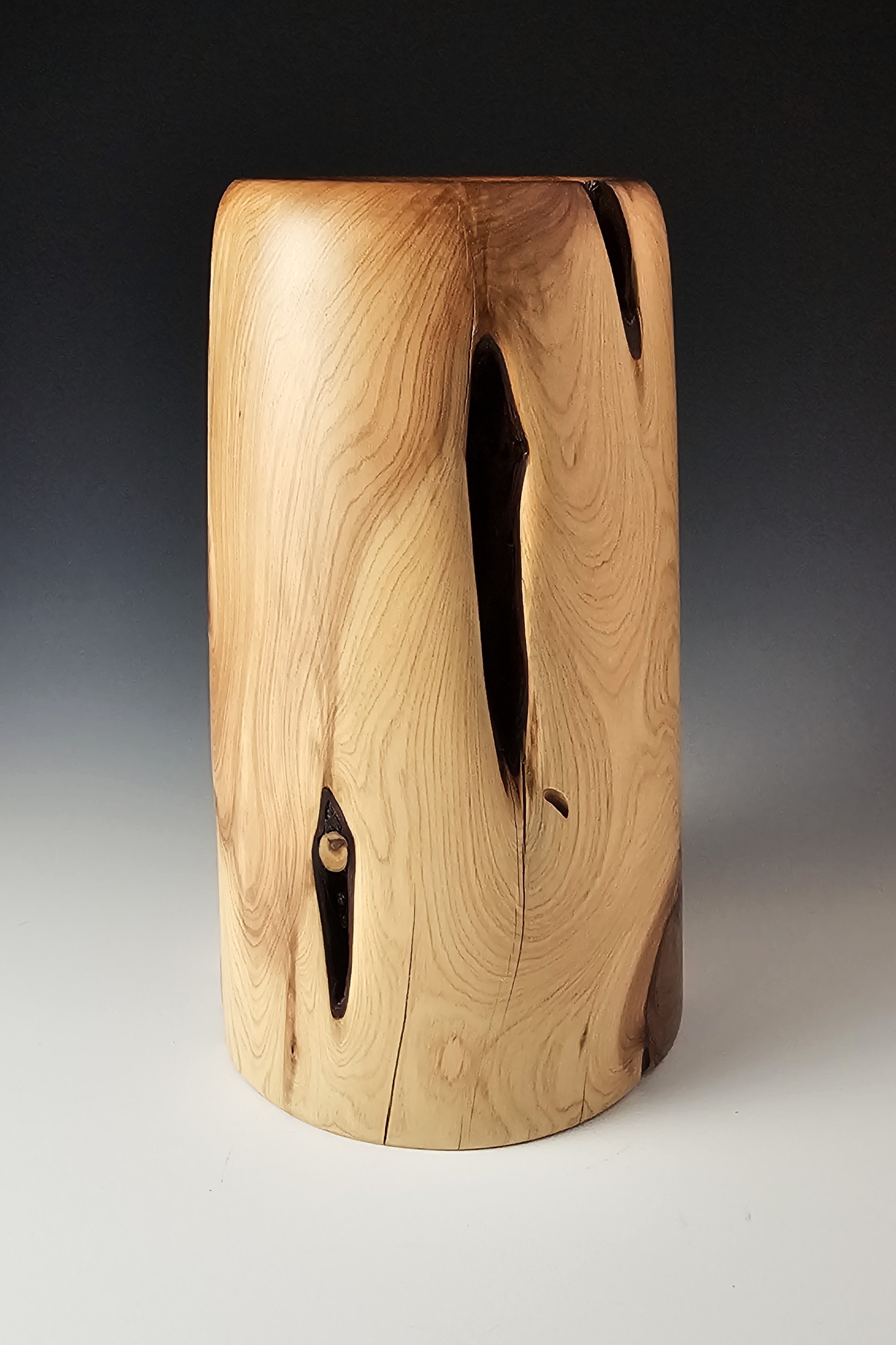 Hand-Turned Juniper Vase – Image 3