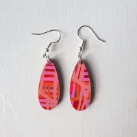 Hot Metropolis - Thin Teardrop – Image 1