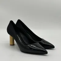 décolleté Ferragamo Bari Flower Heel Pumps – Image 1