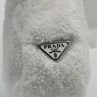 Prada Re-Edition 2000  – Immagine 3