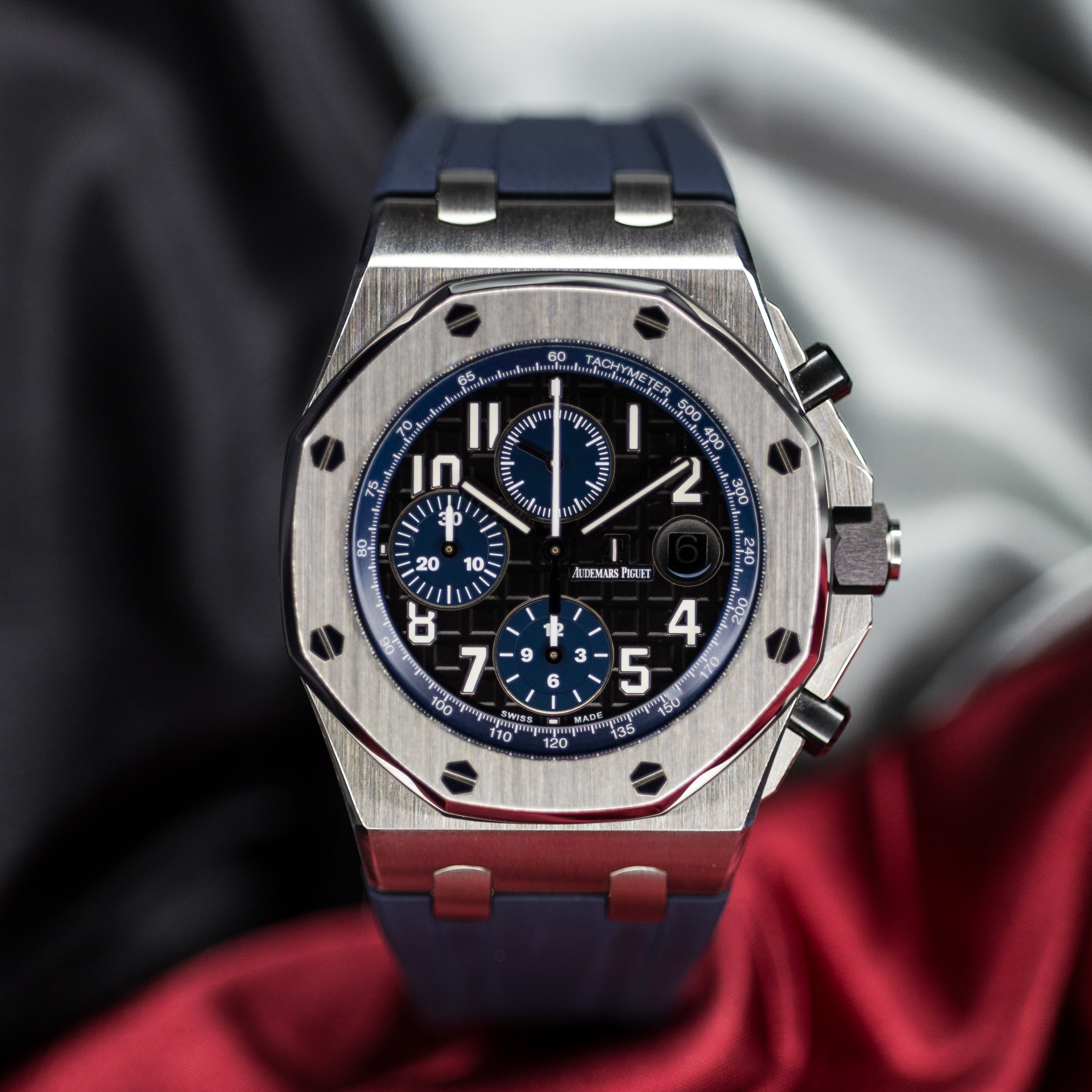 2019 AUDEMARS PIGUET ROYAL OAK OFFSHORE CHRONOGRAPH “BATMAN” – Image 1