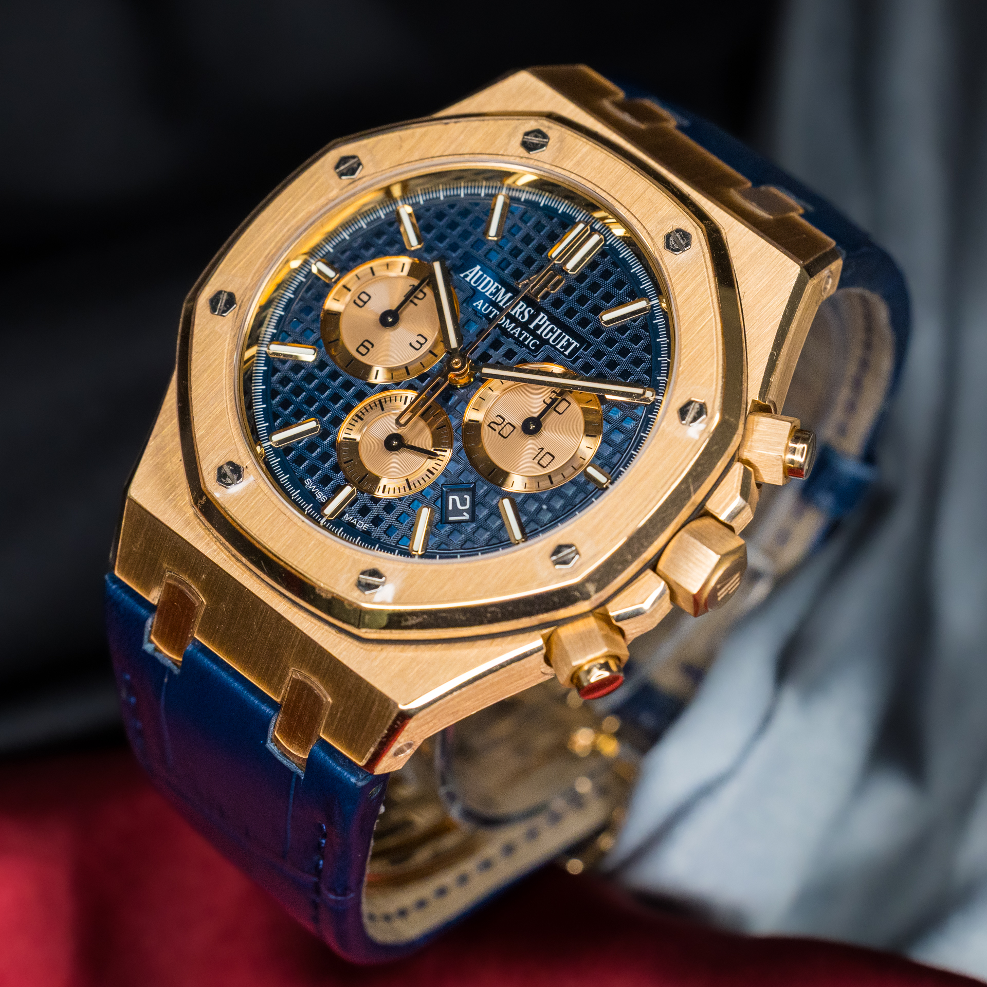 AUDEMARS PIGUET ROYAL OAK CHRONOGRAPH 26331OR BLUE DIAL – Image 2