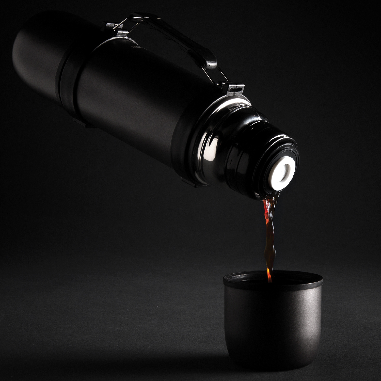 Swiss Peak Duo Cup Vacuum Flask – Image 4