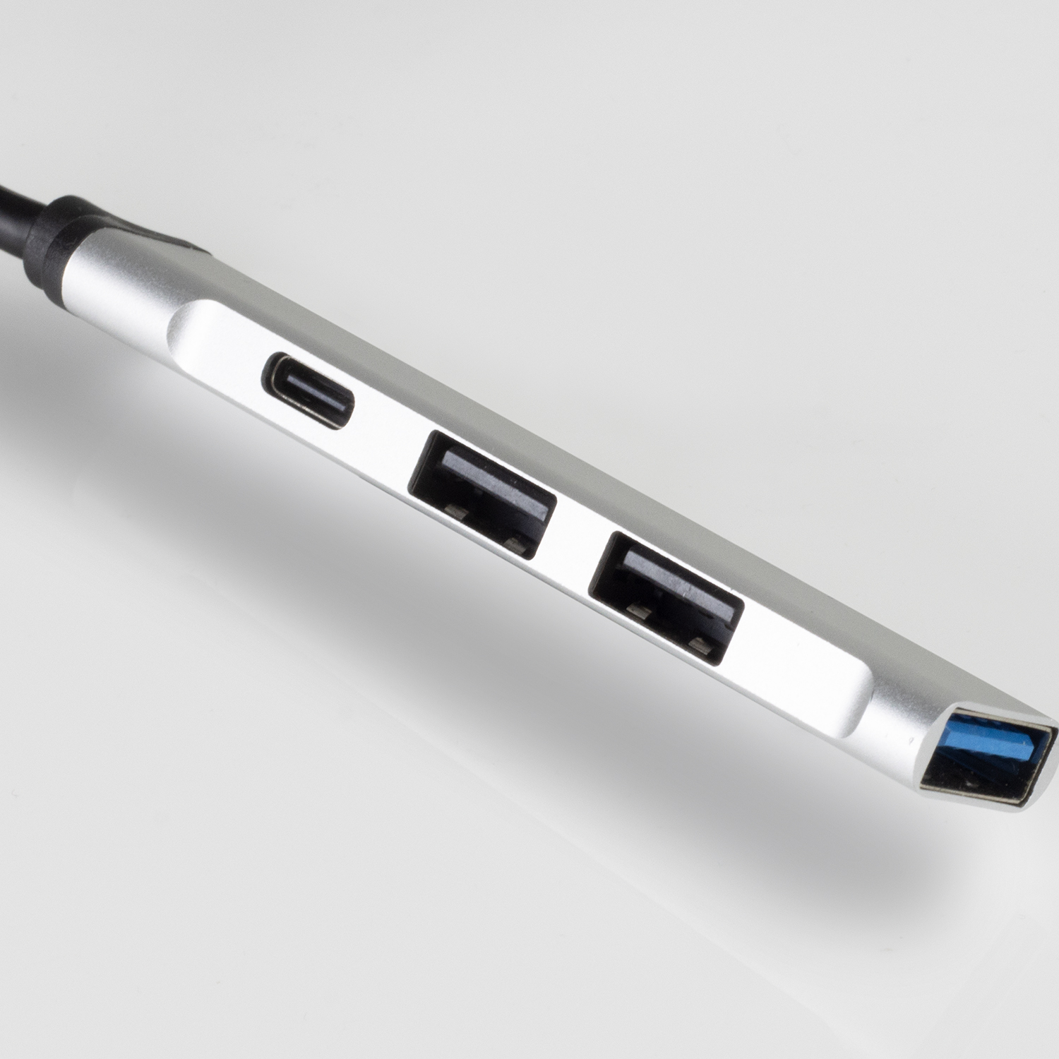 Megabyte USB Hub – Image 3