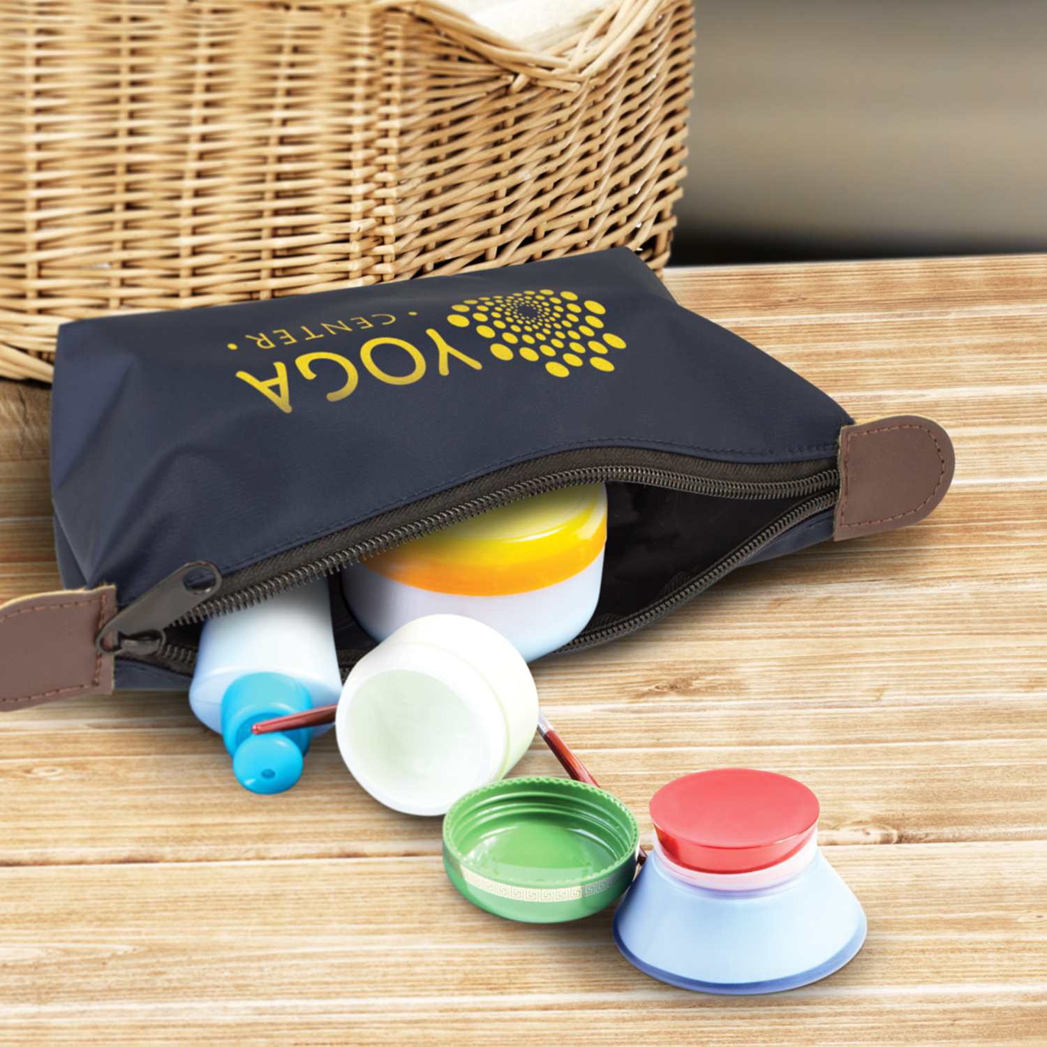 Pembroke Toiletry Bag – Image 4