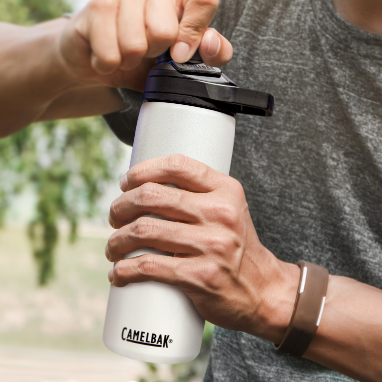 CamelBak Chute Mag Vacuum Bottle - 600ml – Image 4