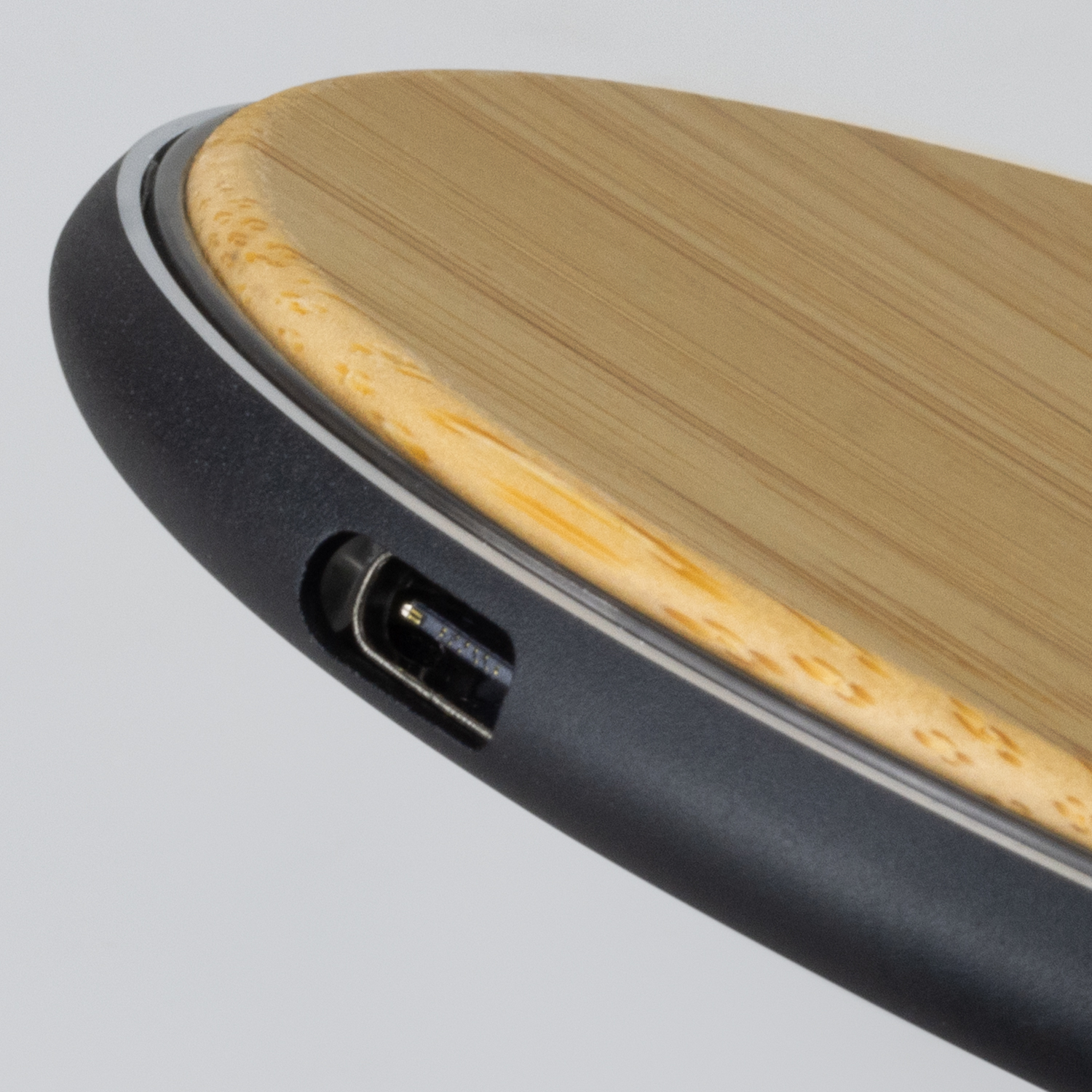 Bamboo 15W Wireless Fast Charger – Image 5
