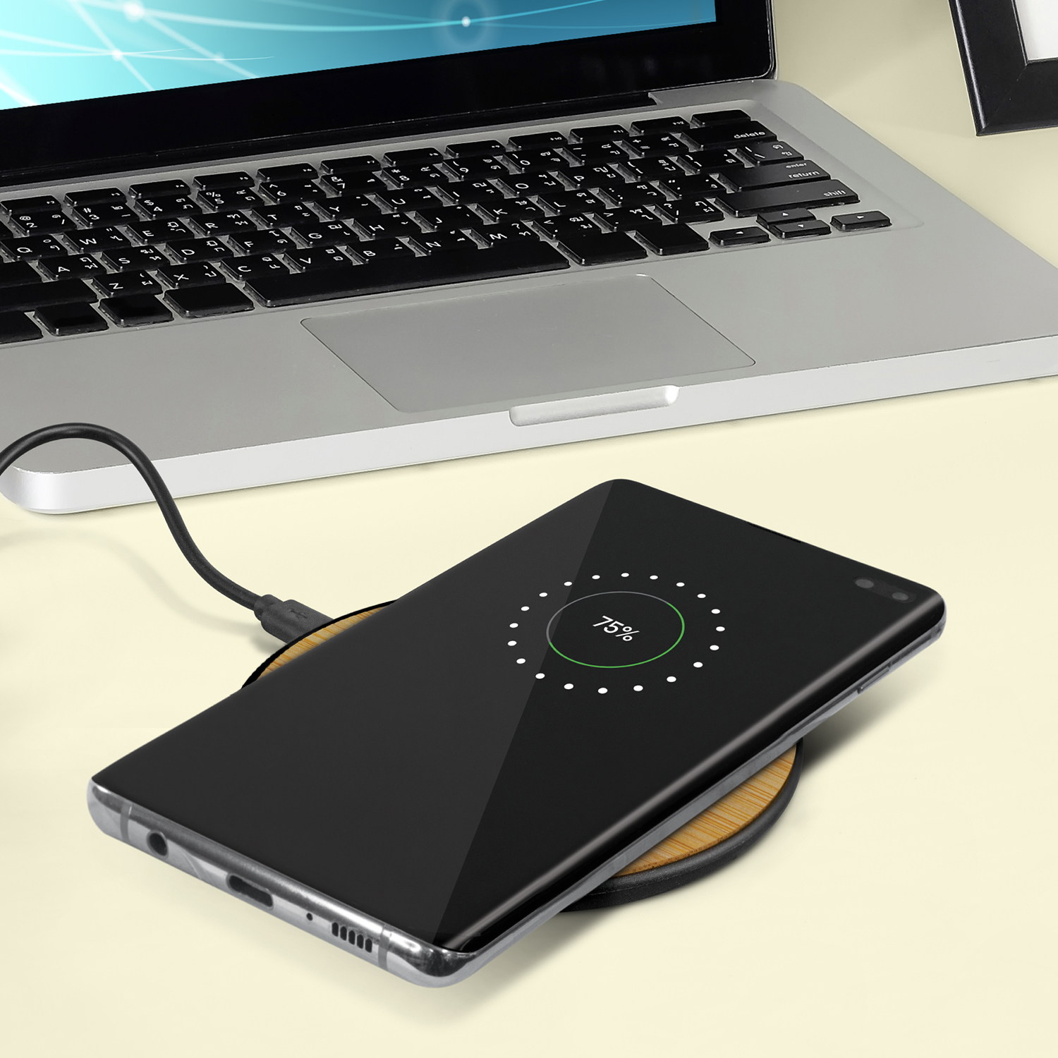 Bamboo 5W Wireless Charger – Image 3