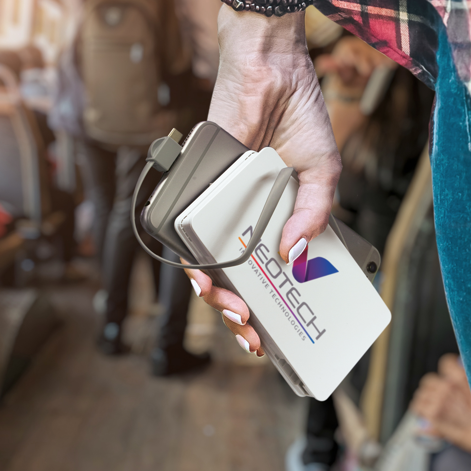 Jarvis 10k Wireless Charging Power Bank – Image 6