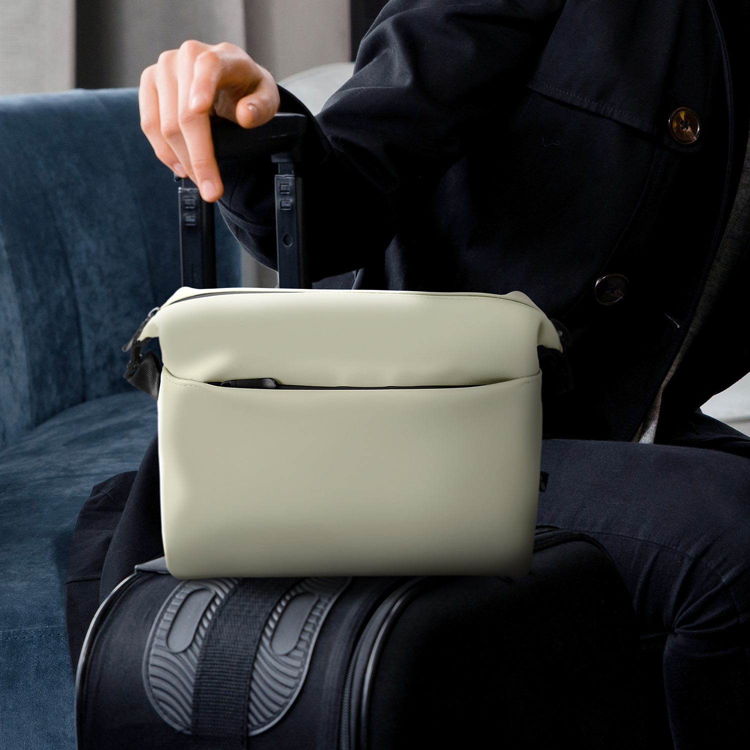 ARCHER Soft-Touch Toiletry Bag – Image 10
