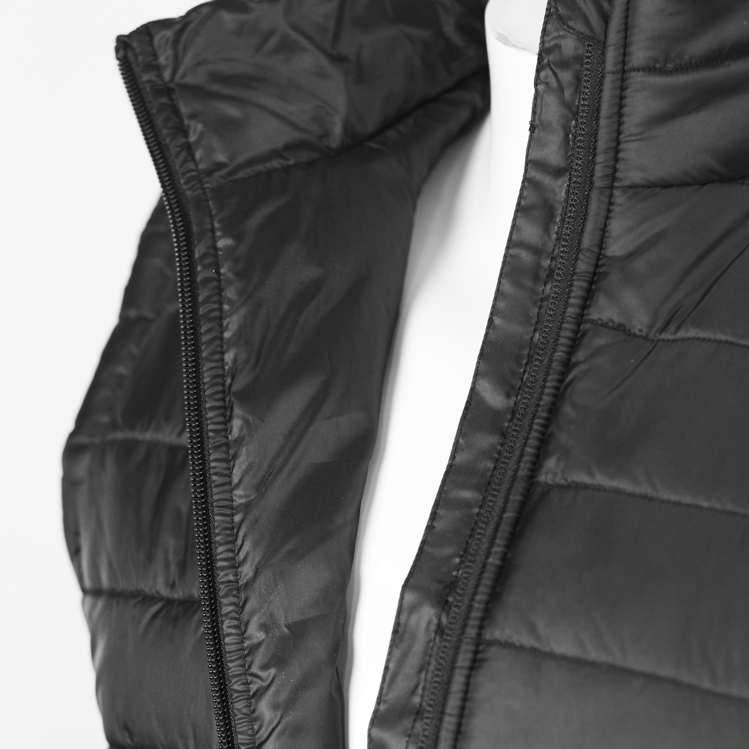 TRENDSWEAR Frazer Mens Puffer Vest – Image 6
